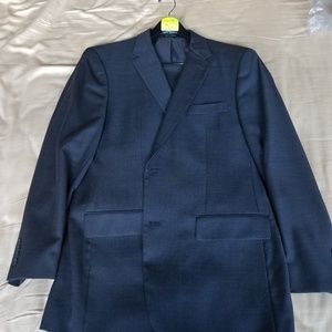 Joseph & Feiss 44L suit